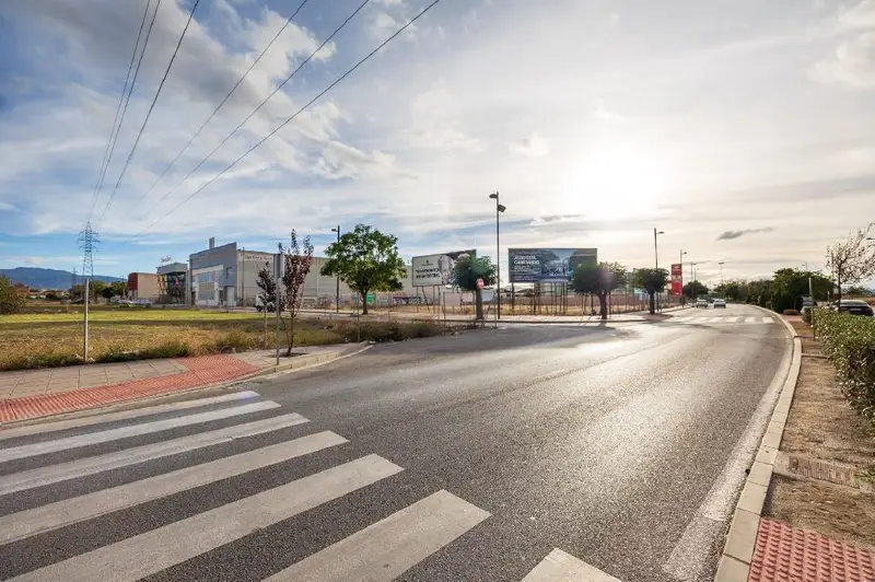 Venta Terreno Industrial Armilla 300m2