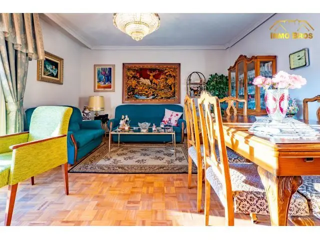Piso en Venta en Guadalajara 4 Dormitorios 2 Baños