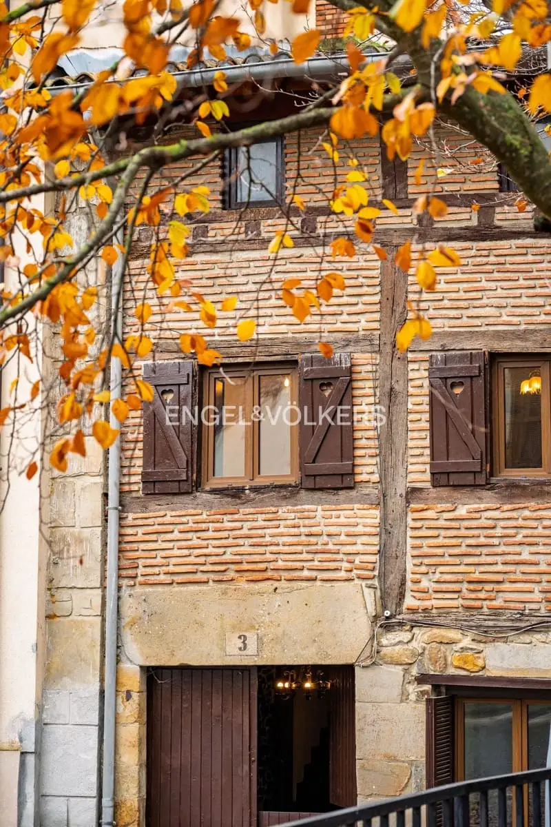 Casa Historica en Eskoriatza 300m2 con Chimenea