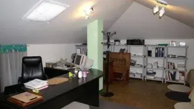 Casa en Venta en Bergondo 7 Dormitorios 5 Baños Jardin