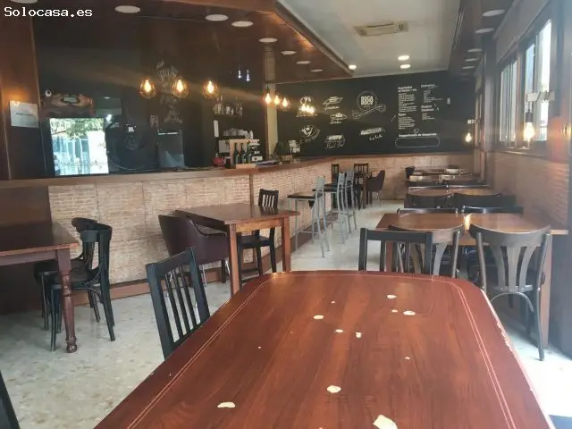 Traspaso Bar Restaurante Granollers Equipado con Terraza