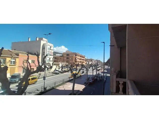 Apartamento con Terraza Ascensor y Garaje Pinoso