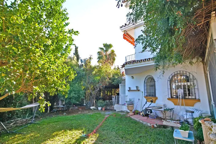 Villa 5 Dormitorios en Venta Lagarejo Mijas