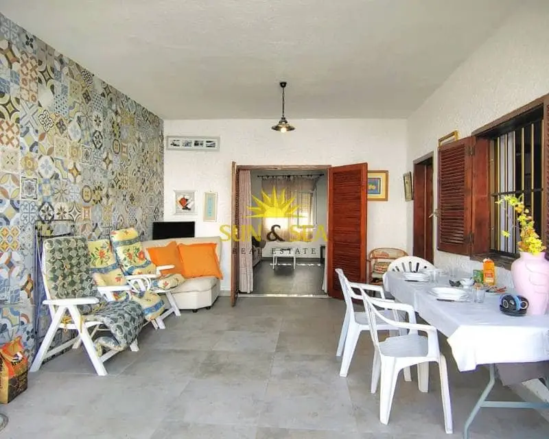 Chalet en alquiler en Mil Palmeras, Pilar de la Horadada, Alicante