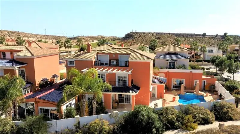 Villa de Lujo 5 Dormitorios Altaona Golf Murcia