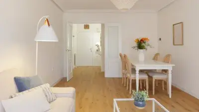 Piso en Alquiler Gijon Pumarin 3 Dormitorios 80m2 Garaje Amueblado