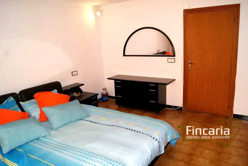 Chalet en venta en Manacor Mallorca 3 plantas reformado 177m2