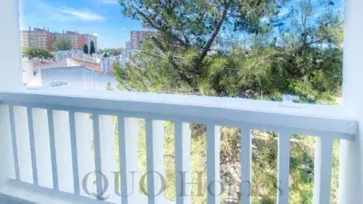 Piso en Venta en Altillo: 3 Dormitorios, 2 Baños, Amueblado, Licencia Turistica