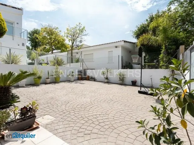 Alquiler casa terraza Torre en conill-cumbres san antonio