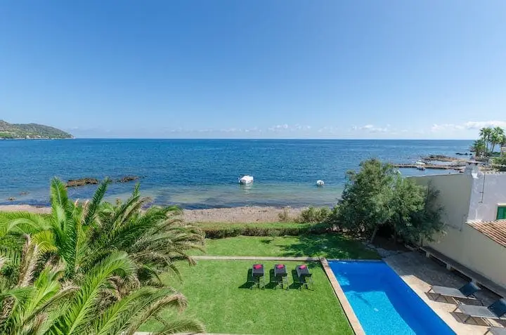Chalet 3 Dormitorios Cala Bona Mallorca Piscina Privada Vistas al Mar