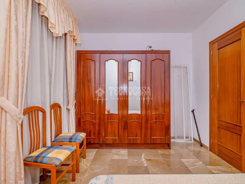 Piso en Venta en Loja: Avenida Principal
