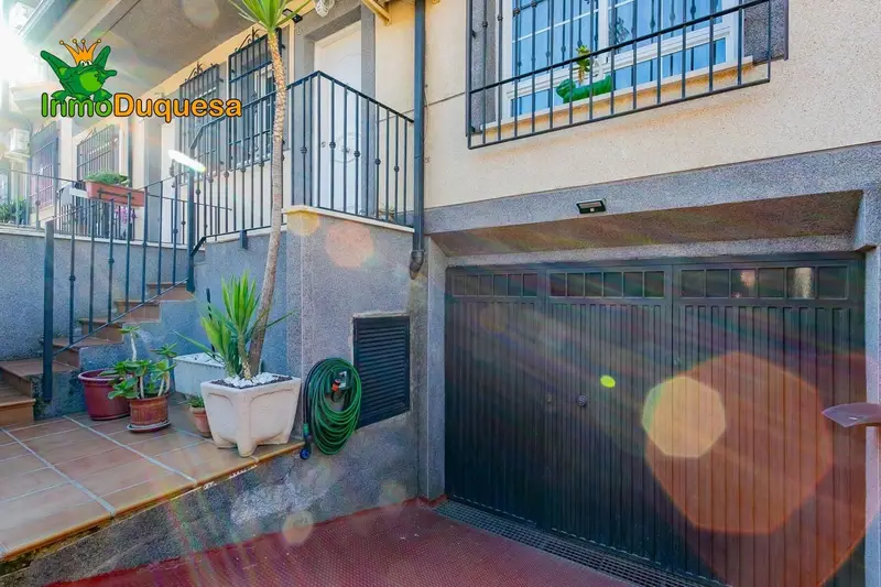 Chalet en venta en Maracena 3 habitaciones 2 baños jardin garaje