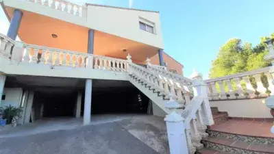 Chalet en venta en Calle Rio Tuejar