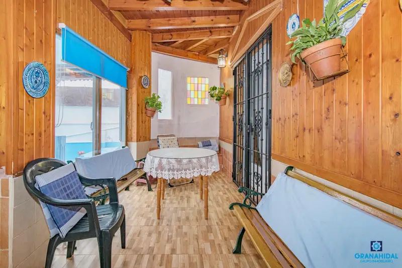 Chalet en venta Beas de Granada 4 dormitorios piscina