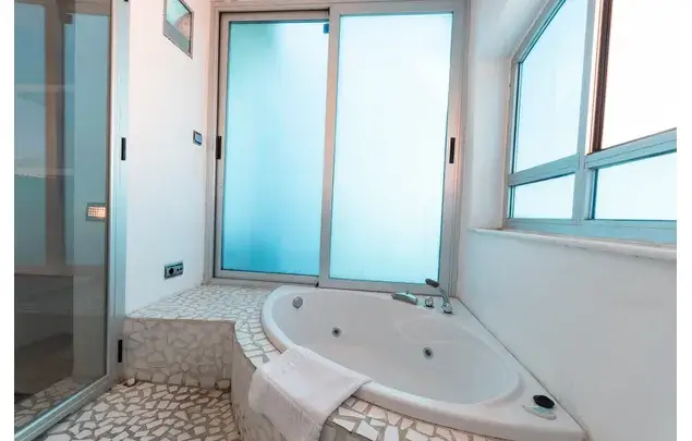 Ático de Lujo en Puerto Banús 2 Dormitorios 191m²