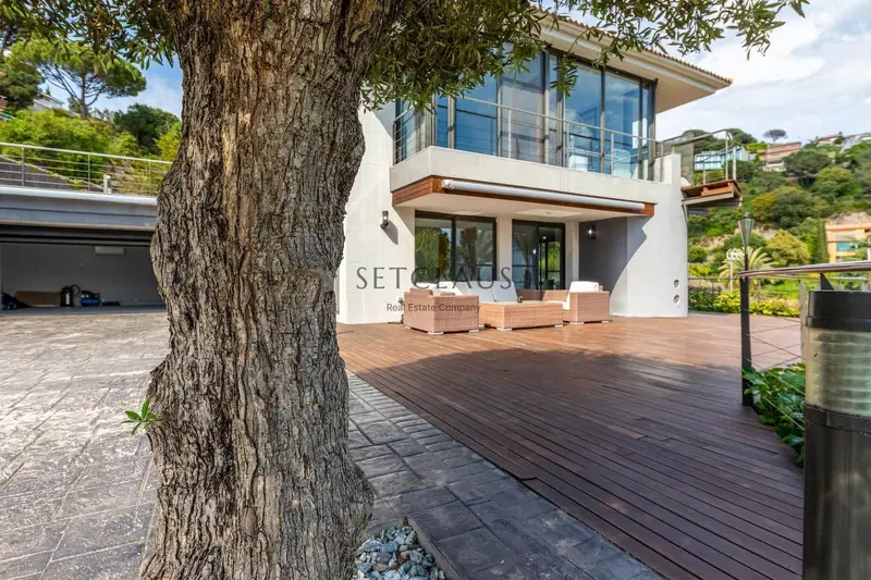 Chalet en Venta en Cabrils con Vistas al Mar