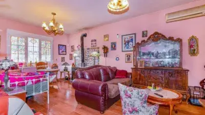 Casa en venta en Granada 5 habitaciones patio 225m2
