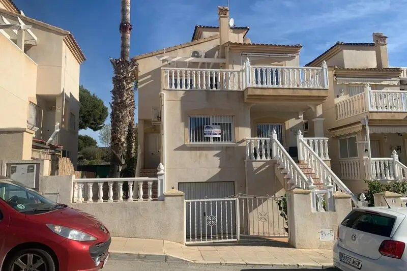 Villa 5 Dormitorios Villamartin Golf