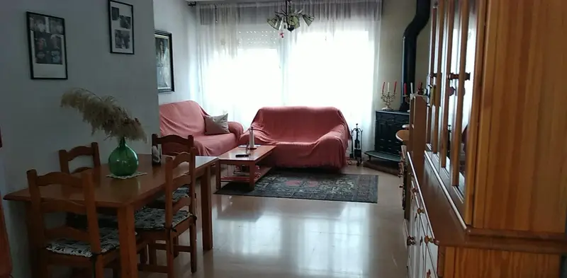 Casa Adosada en San Felipe de Neri Catral 4 habitaciones
