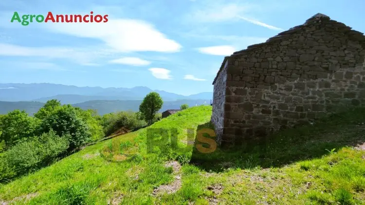 Venta  de Finca rustica con cabaña independiente en Cantabria