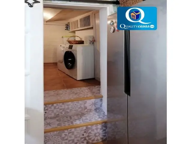 Casa de Pueblo en Jijona Alicante 5 Plantas 4 Habitaciones En Venta