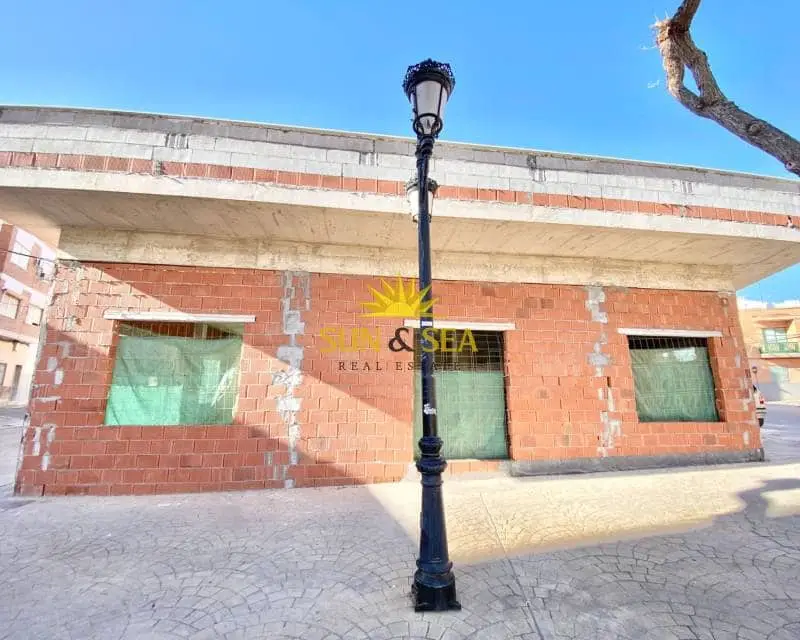 Local Comercial en Albatera Alicante 100m²