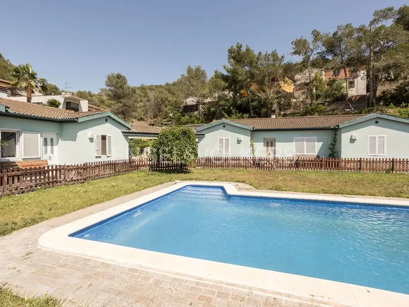Pareado en Venta Canyelles Barcelona