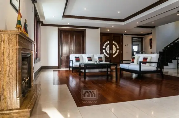 Chalet Independiente de Lujo en Puerta de Hierro