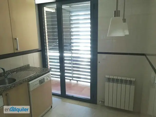 Alquiler piso 88m2 El Rabal Aire Acondicionado Garaje Trastero