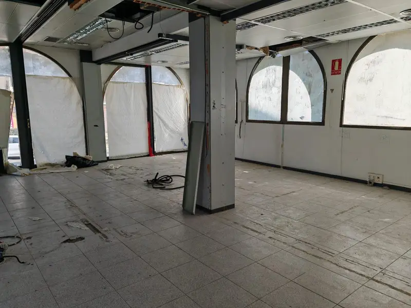 Local Comercial en Venta Segur de Calafell Excelente Ubicacion