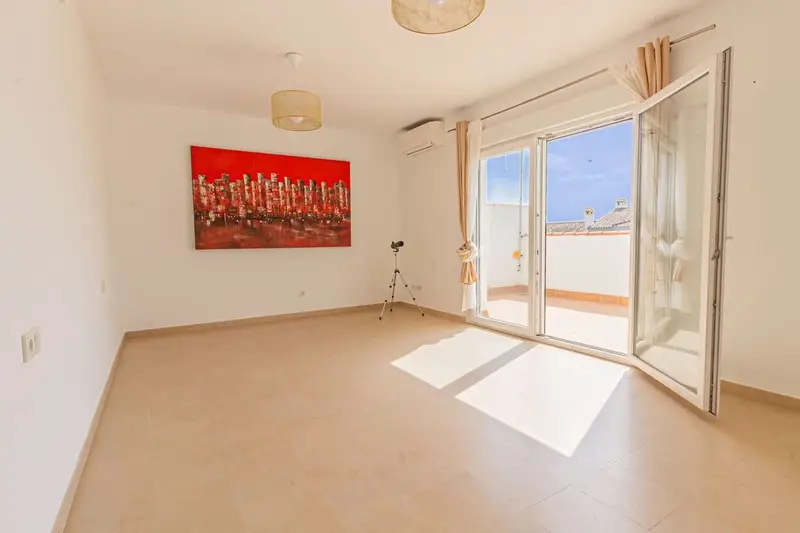 Chalet en Venta Pueblo Nuevo Guadiaro San Roque Cadiz