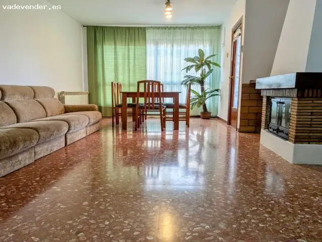 Piso Luminoso y Espacioso en Alcanar Cerca del Mar