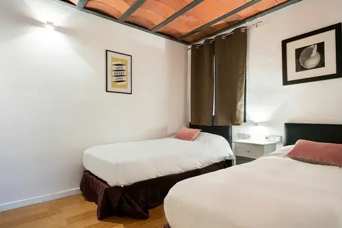 Alquiler Piso Raval Barcelona 2 habitaciones Plaza Cataluña