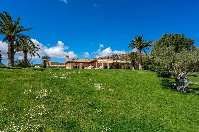 Finca Rural en Capdepera Mallorca con Vistas Panorámicas