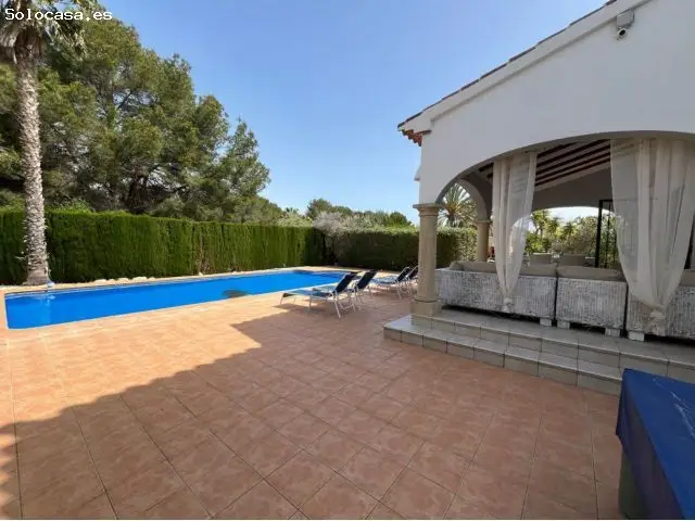Chalet en Jávea 4 Dormitorios Piscina Privada Jardín