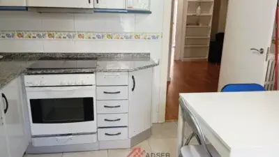 Piso en venta en Avenida de la Paz, cerca de Calle de la Duquesa de la Victoria