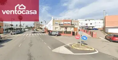 Casa Pareada en Venta Los Barrios 254m2 3 Habitaciones