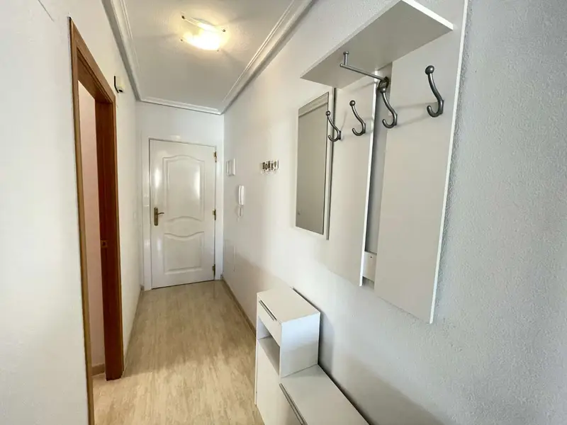 Apartamento en Orihuela con Piscina - 2 Dormitorios