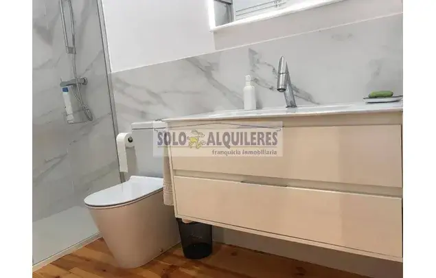 Rent 1 bedroom apartment of 90 m² in Aranguren