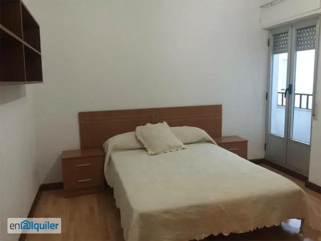 Alquiler Piso Amueblado Salamanca 4 Habitaciones Terraza Estudiantes