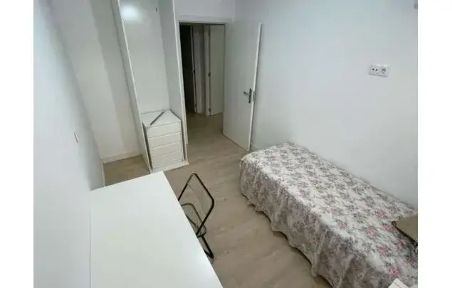 Alquiler de Habitaciones en Madrid Piso Amueblado