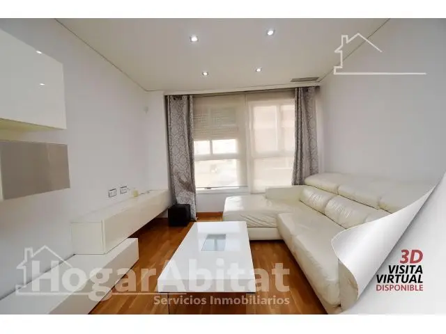 Seminuevo Con Garaje Y Balcon 3 Dormitorios