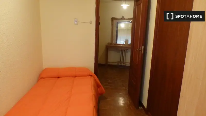 Habitacion piso compartido Salamanca