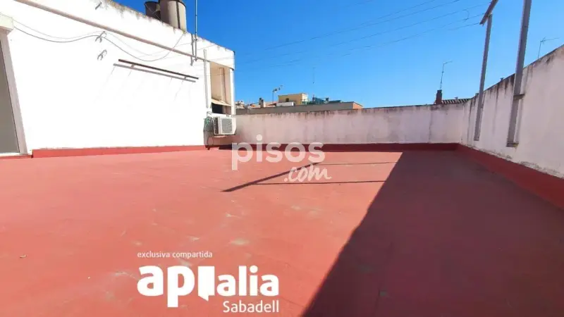 Casa en venta Sabadell 275m2 4 habitaciones garaje terrazas reformada