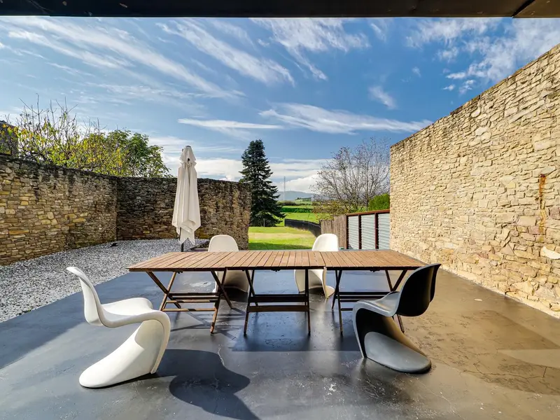 Casa siglo XVIII restaurada Seva 248m2 jardin piscina