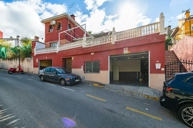 Chalet 5 Dormitorios Huetor Vega