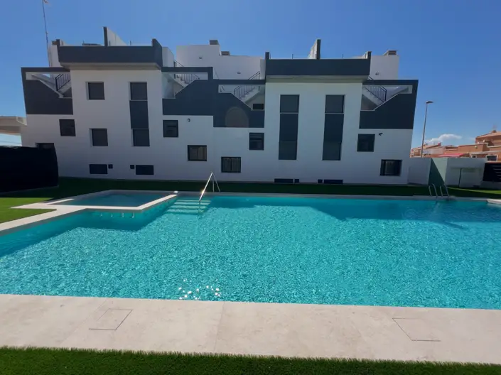 Atico 2 Dormitorios Torrevieja Cerca Lagunas Saladas