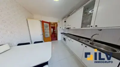 Piso en Venta en Mugakoa con Vistas al Mar