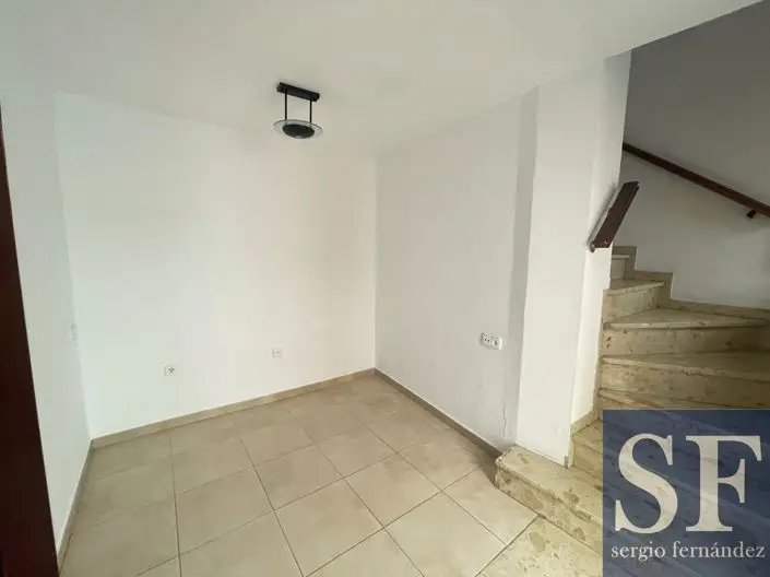 Casa de Pueblo en Venta 6 Dormitorios Competa