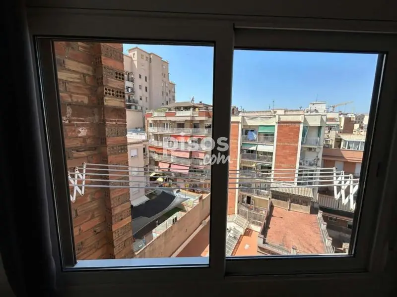 Habitación Doble en Coliving Collblanc - Estudiantes y Jóvenes Profesionales